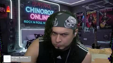 Snapshot of chinoroz chatting on 28, 11, 2025 Enrique online show from 28, 11, 2025