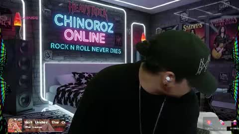 Snapshot of chinoroz chatting on 29, 11, 2025 Enrique online show from 29, 11, 2025