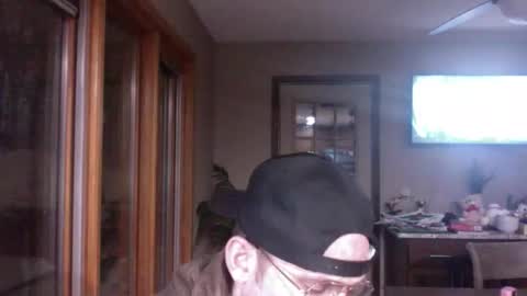 Snapshot of chiseledchinextdoor1 chatting on 15, 3, 2026 chiseledchinextdoor1 online show from 15, 3, 2026