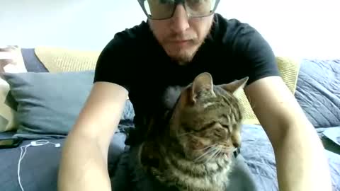 Snapshot of chivakneeval chatting on 4, 11, 2025 chivakneeval online show from 4, 11, 2025