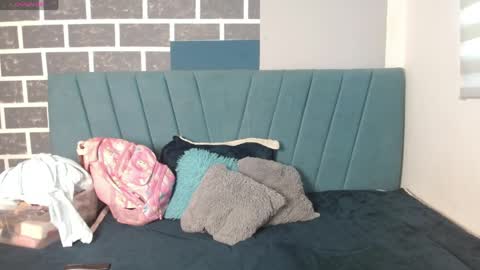 Abby 19 years online show from 29, 3, 2026