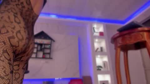 chloe_cooperr online show from 8, 2, 2026