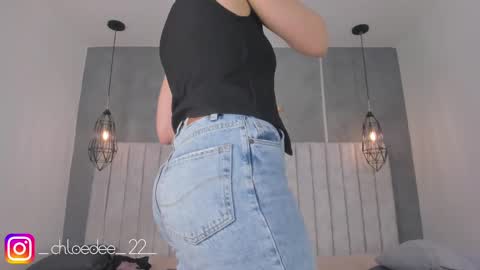 Chloe online show from 11, 2, 2025