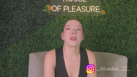 Chloe online show from 15, 9, 2025