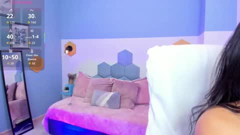 Chloe online show from 29, 9, 2025