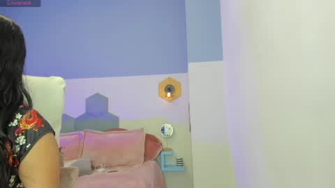 Chloe online show from 18, 4, 2026