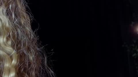 Arianaa Mourrr online show from 11, 12, 2024