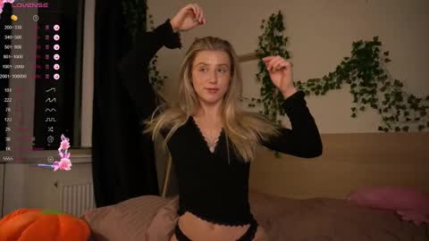 Arianaa Mourrr online show from 30, 10, 2025