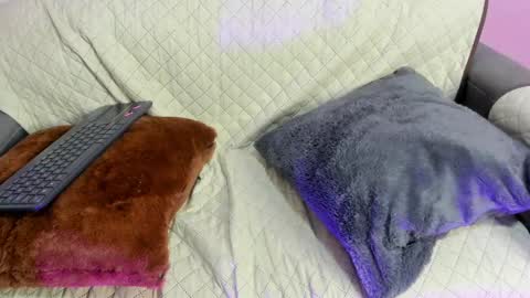 chloe online show from 22, 2, 2025