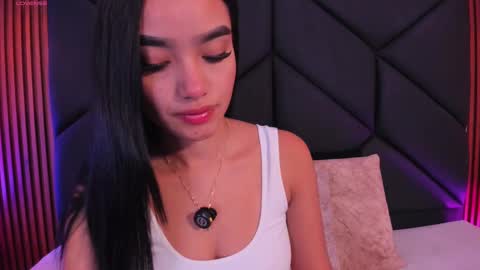 chloe online show from 23, 9, 2025