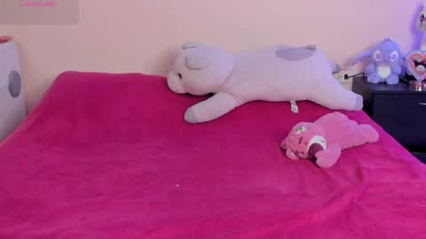 Chloe  online show from 31, 3, 2026