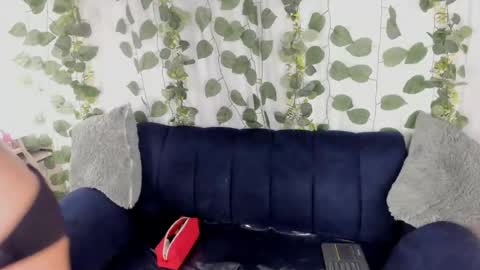 Chloe online show from 3, 7, 2026