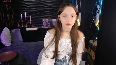 Chloe online show from 24, 4, 2026
