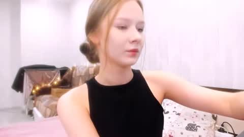 chloe wifey online show from 19, 12, 2025
