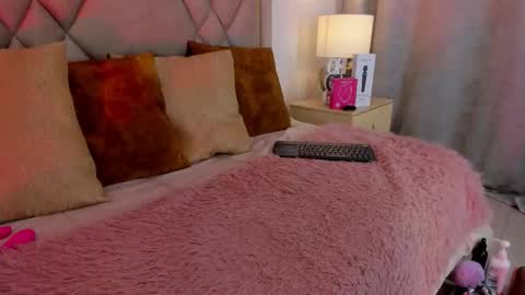 Snapshot of chloe_wilson7 chatting on 28, 11, 2025 chloe_wilson7 online show from 28, 11, 2025