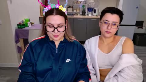 Eva and Sandra online show from 25, 2, 2026