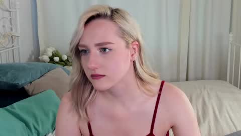 Chloe Deccker online show from 31, 5, 2026