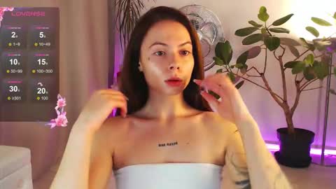 Chloe online show from 13, 11, 2025