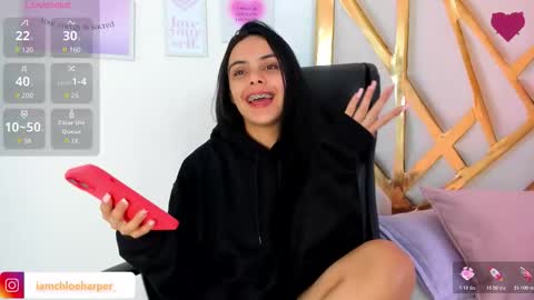  Chloe Harper  online show from 17, 11, 2025