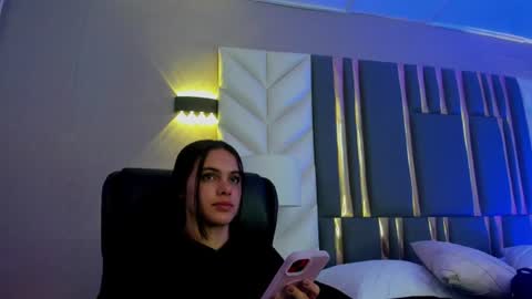 Snapshot of chloeharper_ chatting on 26, 6, 2026 Chloe Harper online show from 26, 6, 2026