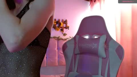 Chloe online show from 15, 1, 2025