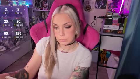 Snapshot of chloekohaku chatting on 23, 10, 2025 ChloeKohaku online show from 23, 10, 2025