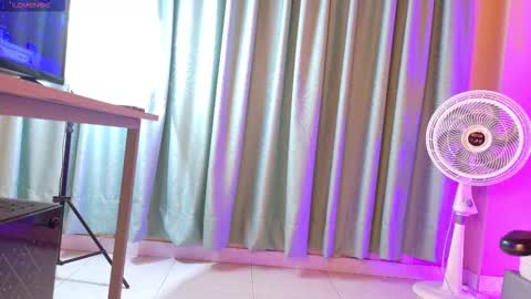 Chloe rosse online show from 11, 11, 2025