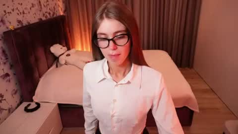 Snapshot of chloespark chatting on 9, 7, 2026 Chloe online show from 9, 7, 2026