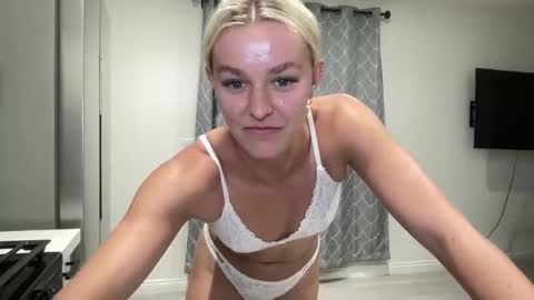 Chloe Babe online show from 20, 5, 2026