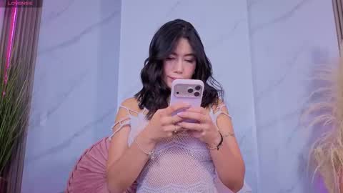 Chlooe online show from 5, 2, 2026