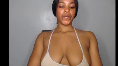 ESTHER online show from 13, 1, 2025