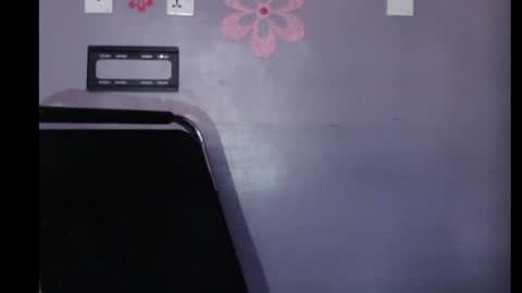 ESTHER online show from 27, 2, 2025