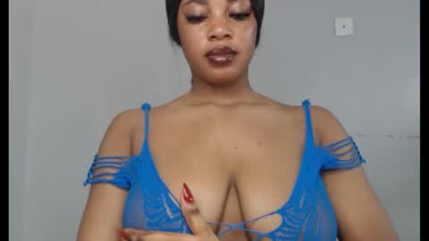 ESTHER online show from 20, 9, 2025