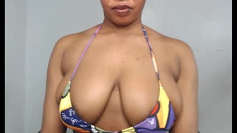 ESTHER online show from 18, 10, 2025