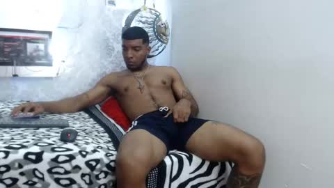 Snapshot of choco_hornyx18 chatting on 22, 9, 2025 Choco online show from 22, 9, 2025