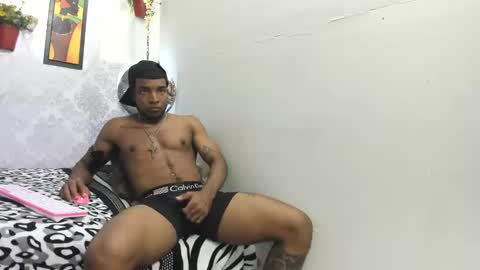 Snapshot of choco_hornyx18 chatting on 8, 11, 2025 Choco online show from 8, 11, 2025