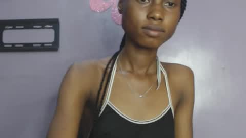 Snapshot of choco_petitqueen chatting on 12, 1, 2025 choco_petitqueen online show from 12, 1, 2025