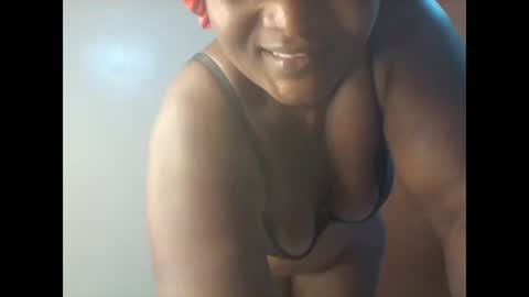 chocobabe002 online show from 25, 1, 2025