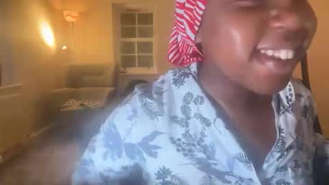 chocolatebunnycakez online show from 1, 12, 2025