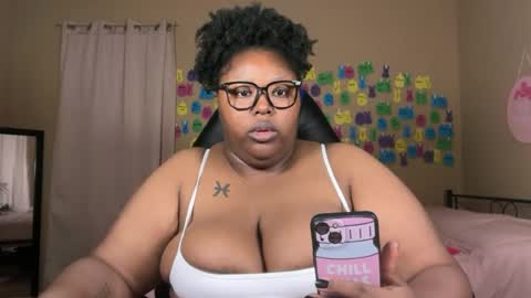 Snapshot of chocolatebunnyxx69 chatting on 23, 6, 2026 Melina online show from 23, 6, 2026