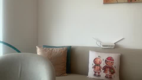 Snapshot of chocolatecakequeen chatting on 17, 12, 2025 ChocolateCakeQueen online show from 17, 12, 2025