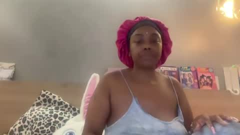 Snapshot of chocolatecakequeen chatting on 16, 6, 2026 ChocolateCakeQueen online show from 16, 6, 2026