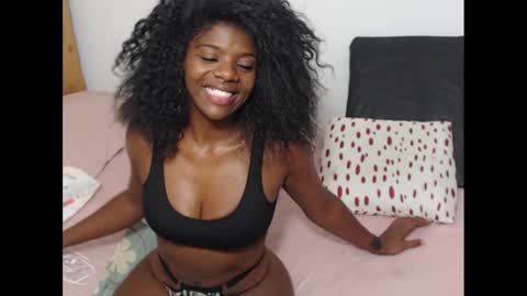 Snapshot of chocolatehot04 chatting on 24, 1, 2025 NATALIA online show from 24, 1, 2025