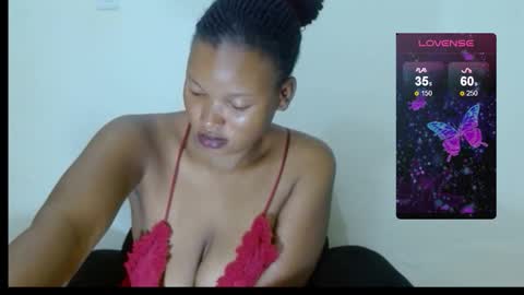 Snapshot of chocolatemilkebony chatting on 13, 9, 2025 chocolatemilkebony online show from 13, 9, 2025