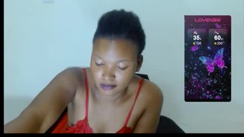 Snapshot of chocolatemilkebony chatting on 15, 9, 2025 chocolatemilkebony online show from 15, 9, 2025