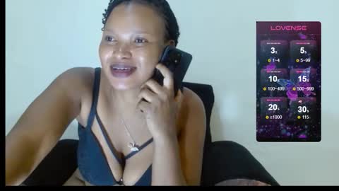 Snapshot of chocolatemilkebony chatting on 25, 9, 2025 chocolatemilkebony online show from 25, 9, 2025