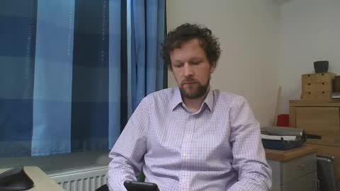 chr35is09 online show from 5, 3, 2025