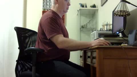 Snapshot of chris2002b chatting on 7, 3, 2025 chris2002b online show from 7, 3, 2025