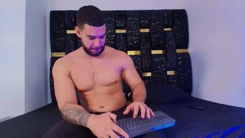 Chris B online show from 22, 11, 2025