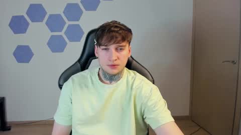 Chris Tyson online show from 1, 2, 2025